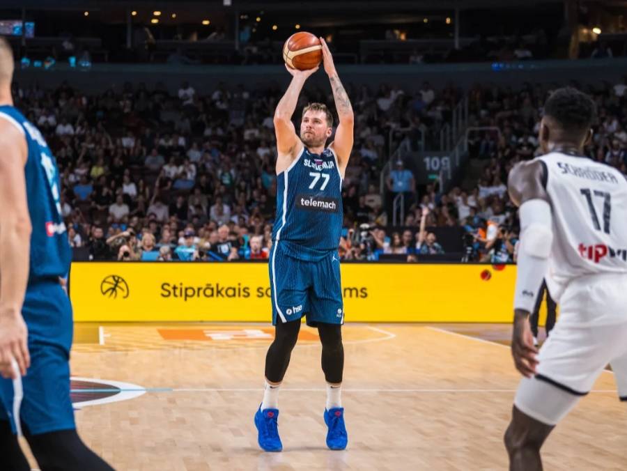 欧洲杯: Doncic出局39+10+7 芬兰进入了半决赛以创造历史 欧洲杯: Doncic出局39+10+7 芬兰进入了半决赛以创造历史