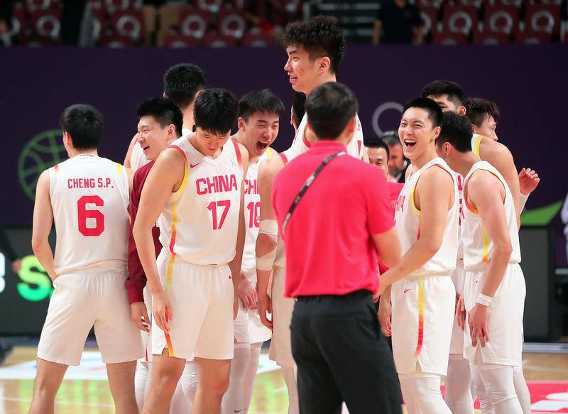 战争于8月18日开始的0:00开始!亚洲杯决赛:中国男子篮球队PK澳大利亚 战争于8月18日开始的0:00开始!亚洲杯决赛:中国男子篮球队PK澳大利亚